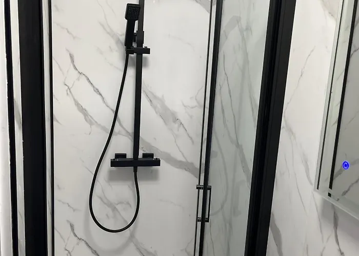 Modern Junior Suite, Seascale, Cumbria 3*